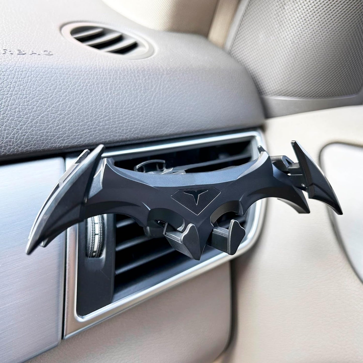 BatHold: Dark Bat-Inspired Gravity Car & Desk Phone Holder, Automatic Locking Bat-Shaped Mount for Hands-Free Use, Unique Gift for Men & Desk Accessories